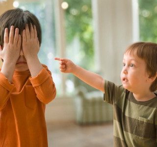 孩子愛告狀？千萬不要制止他